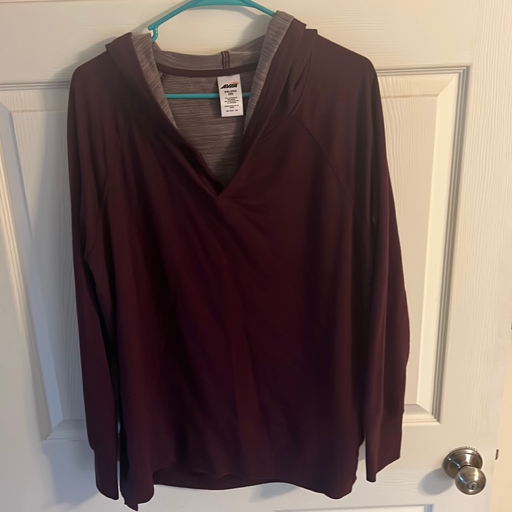 Avia long sleeve